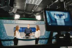 Video camera viewfinder recording show tv studio focus cameraTruyền hình kỹ thuật sốRich Media
